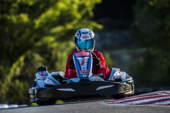 Nuevos Karts en un circuito alucinante